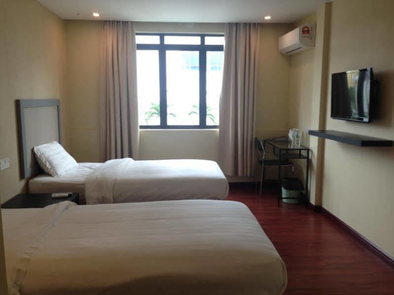 Mcity Inn Miri Extérieur photo