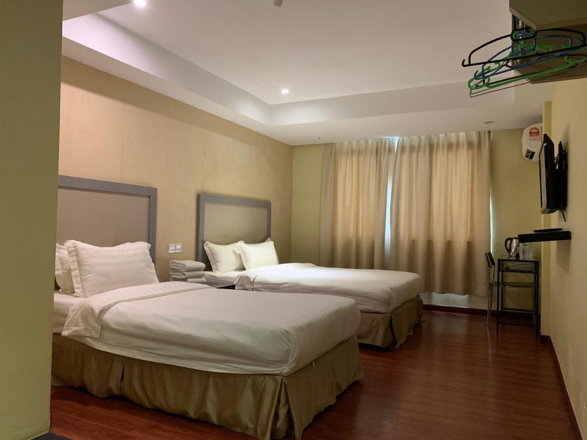 Mcity Inn Miri Extérieur photo